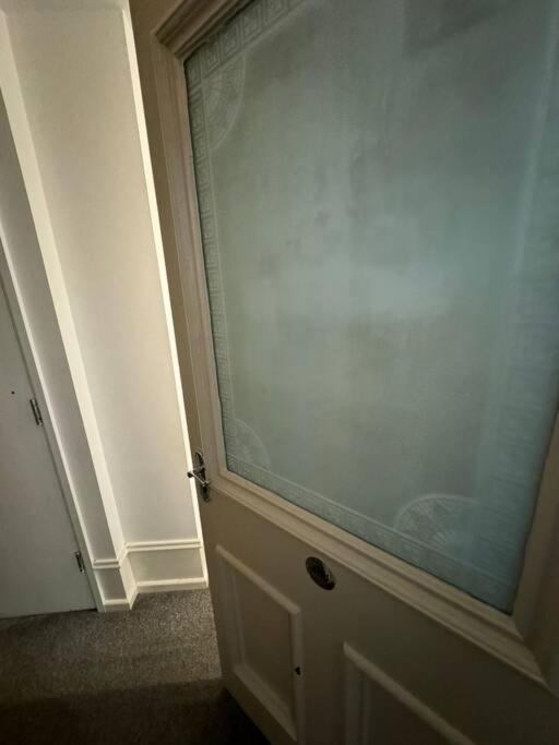 City Center Gem- Flat For 6 In Sheffield Gs404 Екстериор снимка